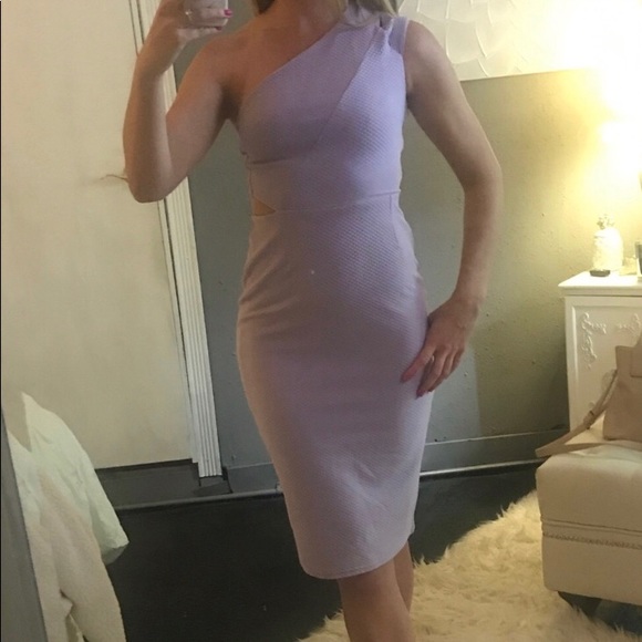 Dress - Picture 2 of 4